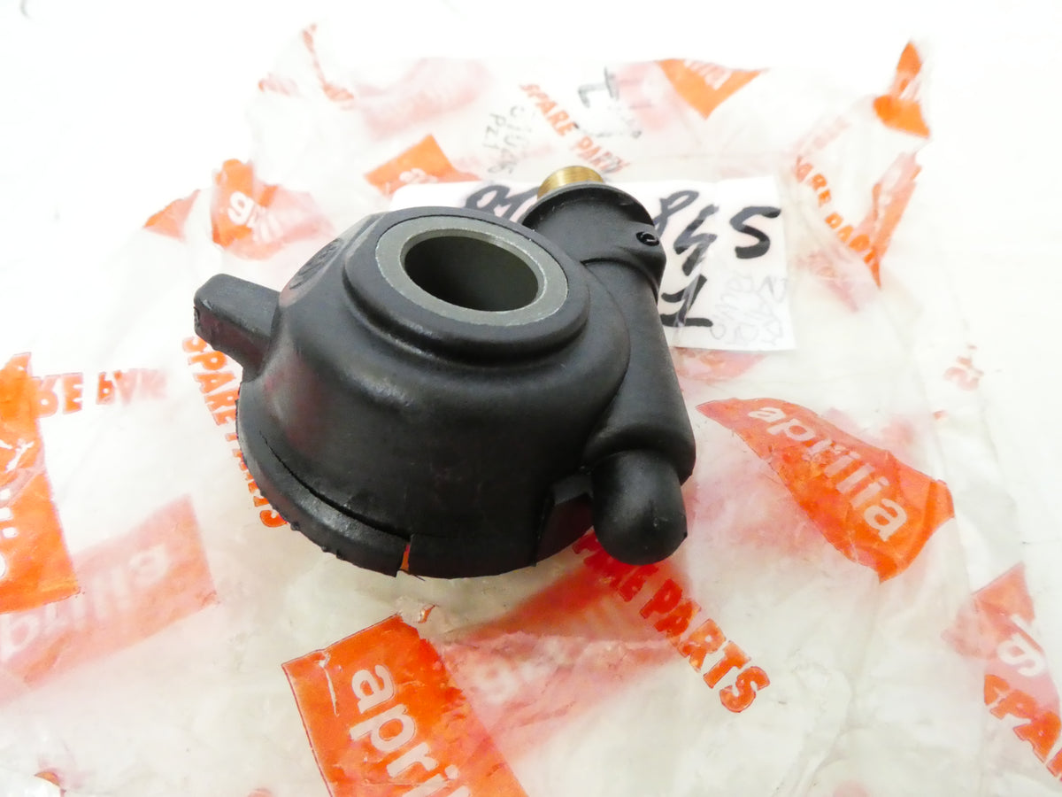 per scooter aprilia scarabeo 125 250  2004 2006  rinvio contachilometri aprilia 8102845  cev 748204