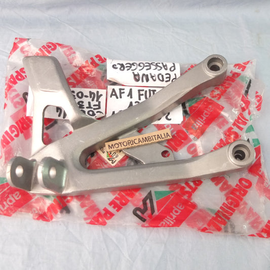 per aprilia af1 125 Futura 1990 1992 moto pedana staffa destra posteriore passeggero 8132994