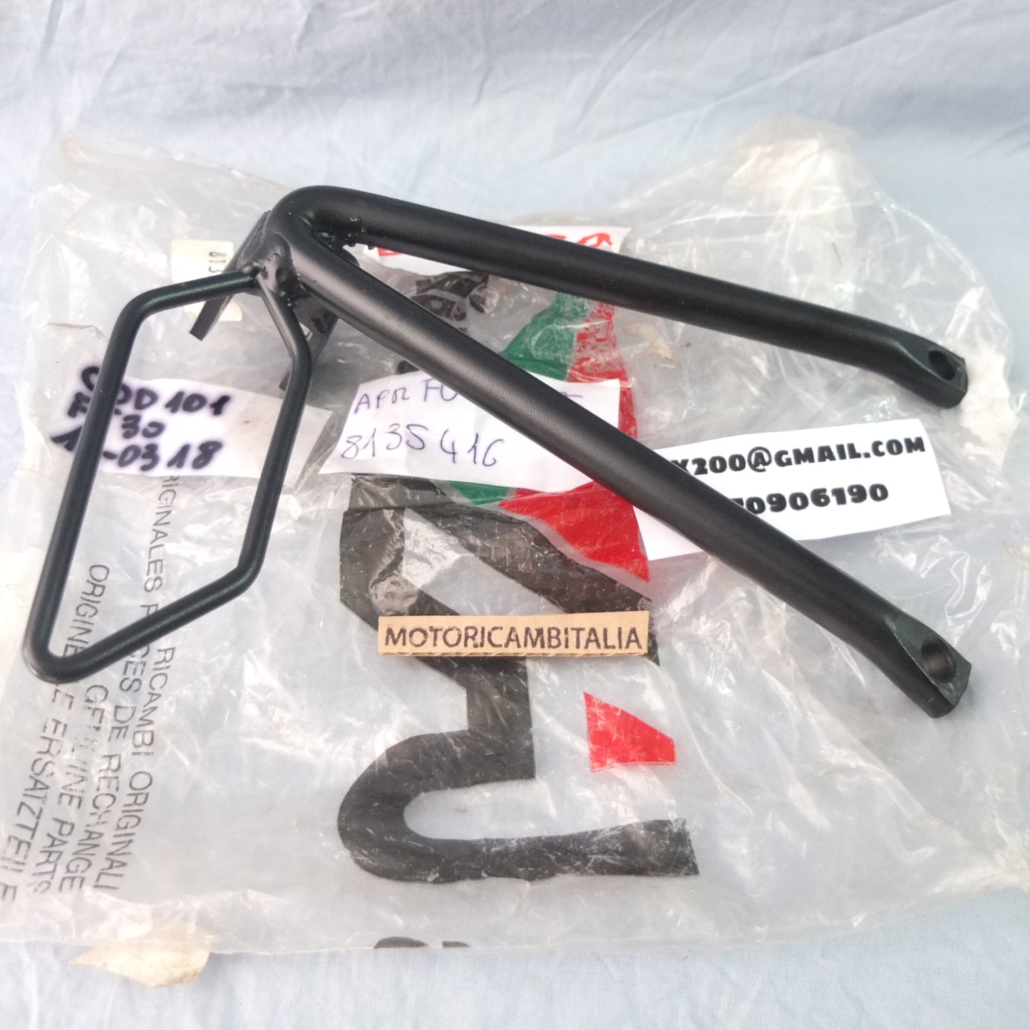 per aprilia af1 125 futura 90 92 staffa pedana posteriore destra 8135416