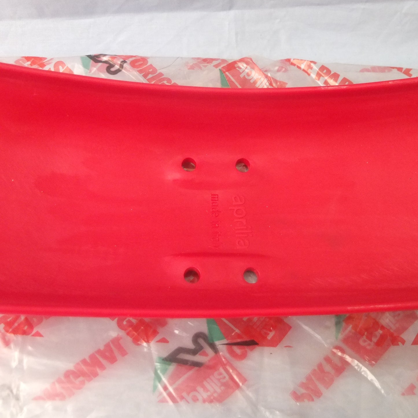 moto aprilia red rose 125 87 92 parafango anteriore rosso front fender 8230245