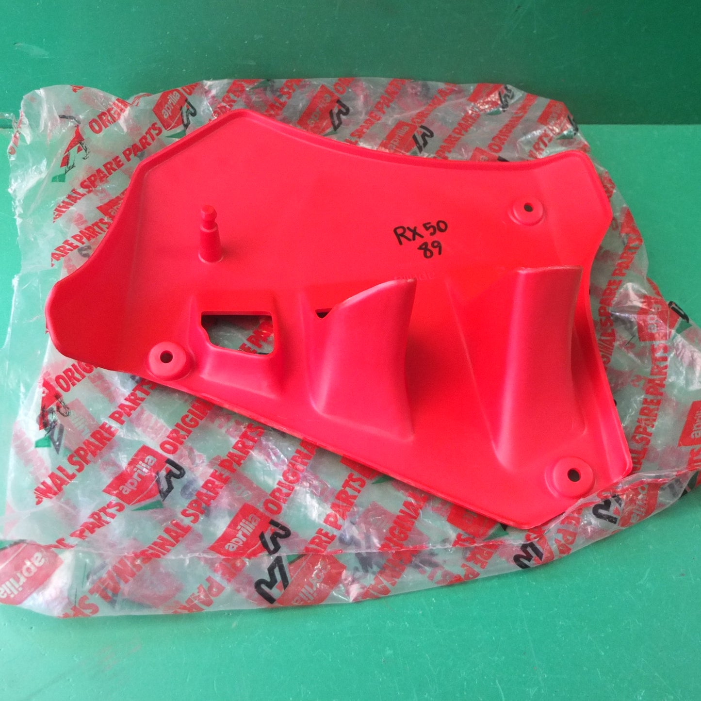 moto aprilia rx 50 1989 fianchetto carena sinistro serbatoio rosso 8230424