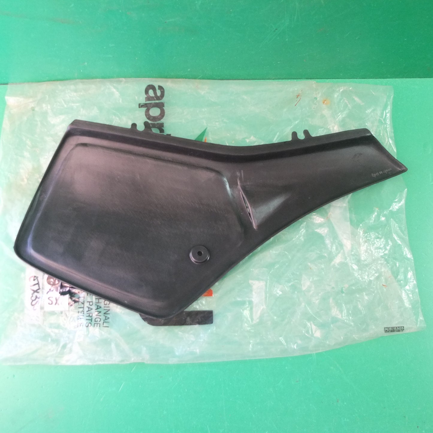 aprilia etx 350 1986 1987 fianchetto carena sinistro nero side panel left black 8130343